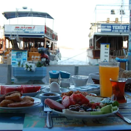 Otel Dedem Foça