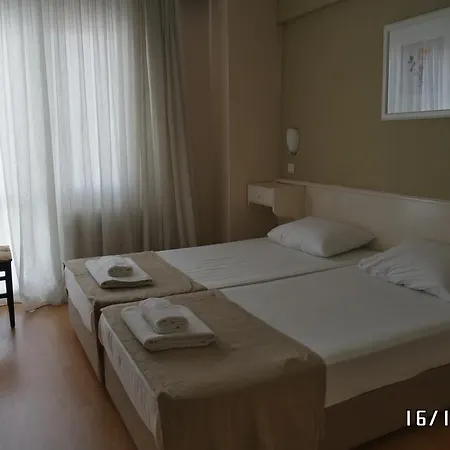 Ξενοδοχείο Dedem 3*